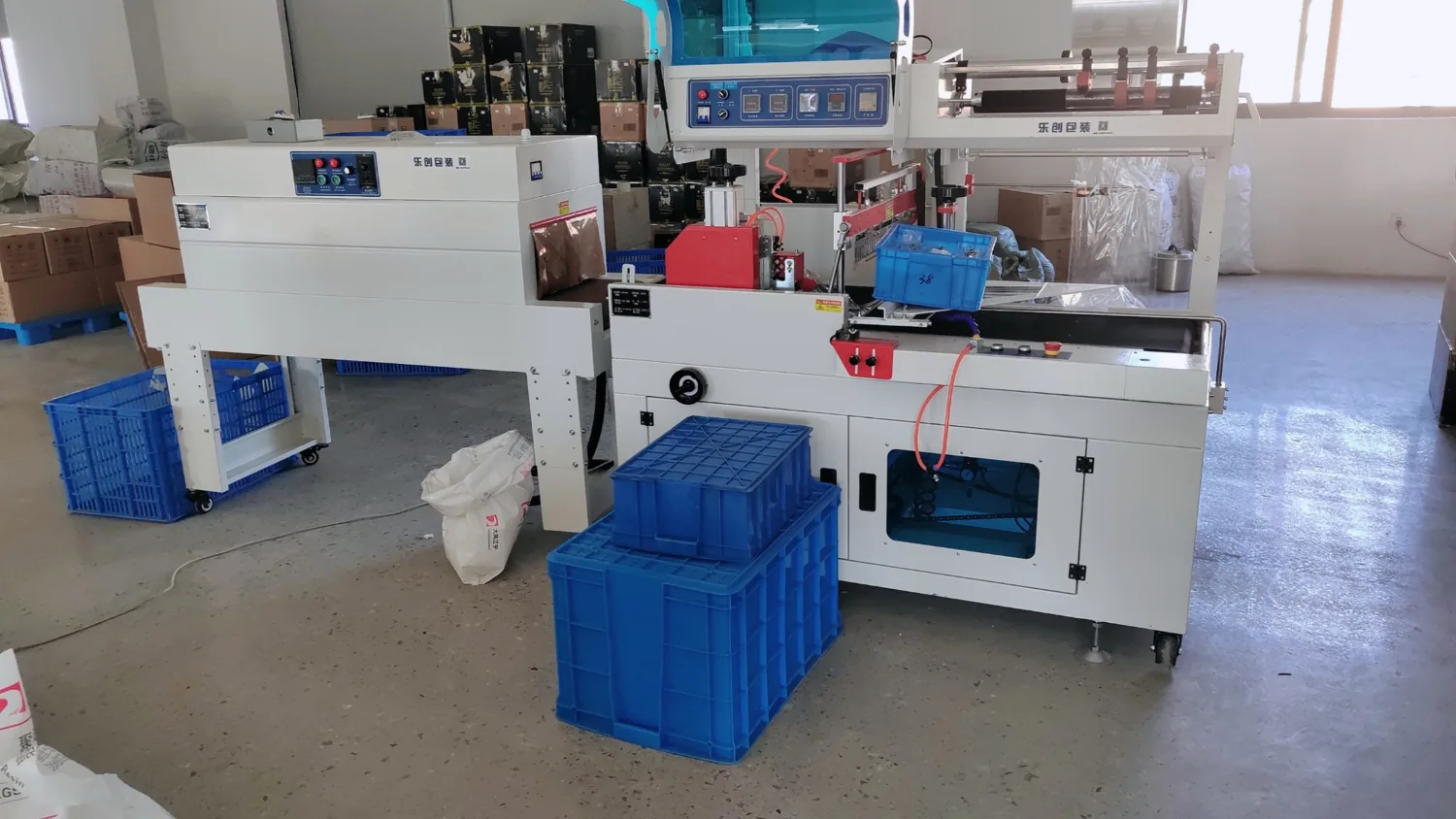 Factory packing equipment and workshop area